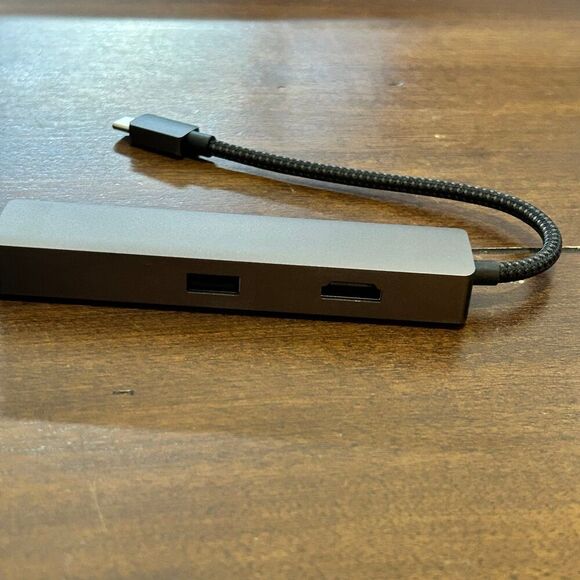 Uni USB Hub 4 Port New Open Box - Picture 2 of 3